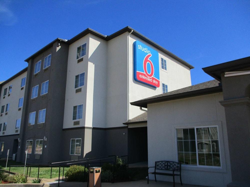 Quality Inn Leesville 外观 照片