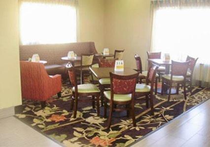 Quality Inn Leesville 外观 照片