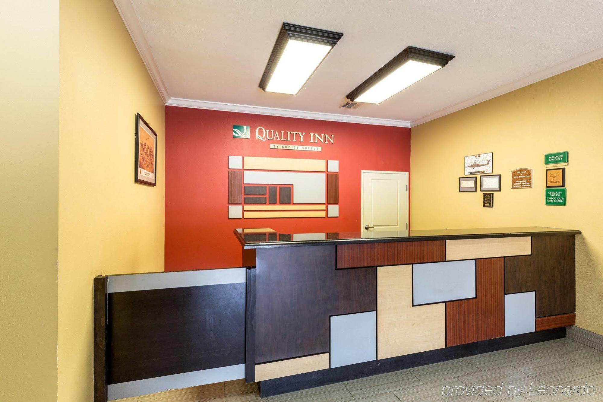 Quality Inn Leesville 外观 照片