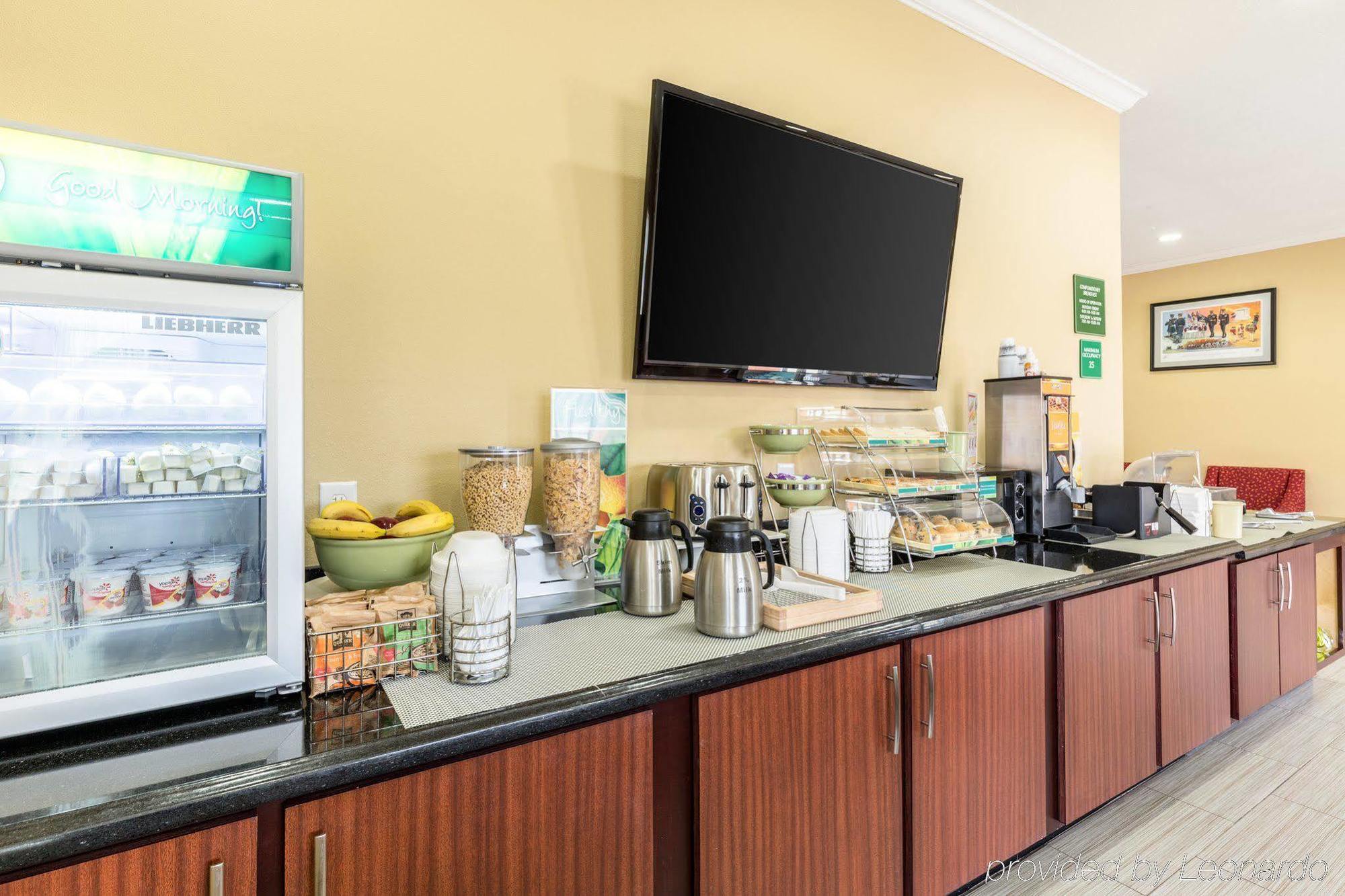 Quality Inn Leesville 外观 照片